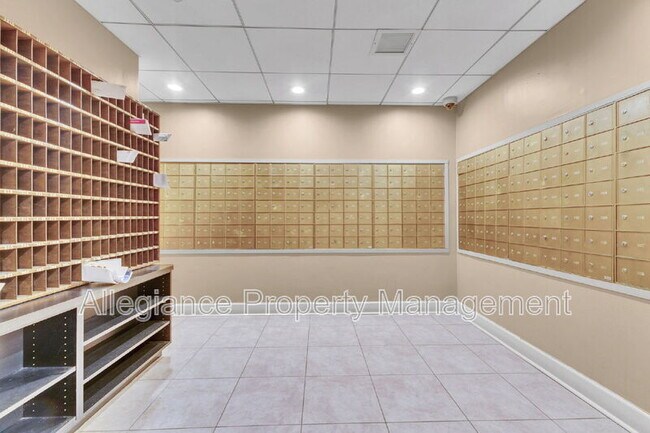 Building Photo - 6800 Fleetwood Rd