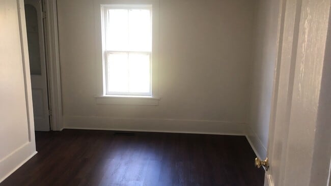 Building Photo - 711 Adler Rd