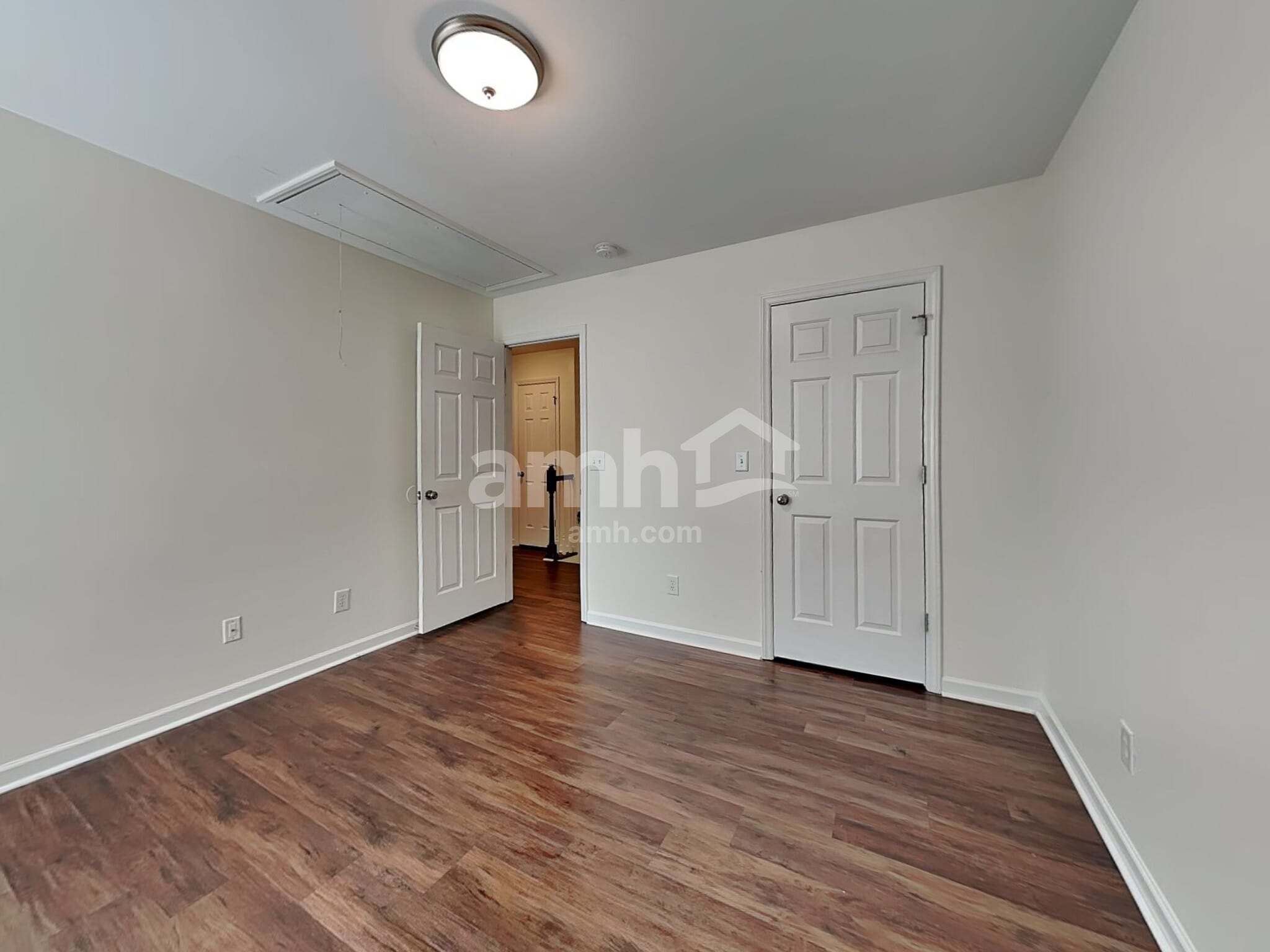 Building Photo - 718 Barrocliff Rd