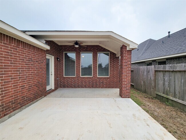Building Photo - 31114 Gulf Cypress Ln