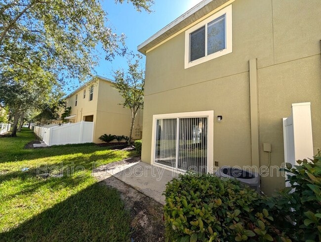 Building Photo - 8512 Gablebend Way