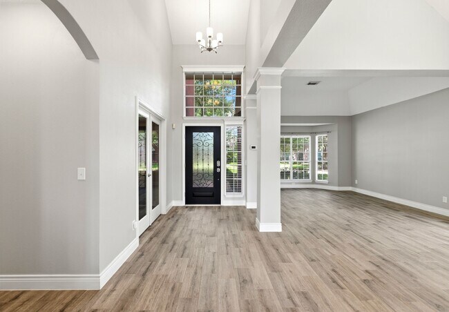 Building Photo - 6231 Presidio Canyon Dr