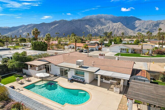 Building Photo - Sunnyside House with Pool in Palm Springs (Monthly Only - No Long Term)