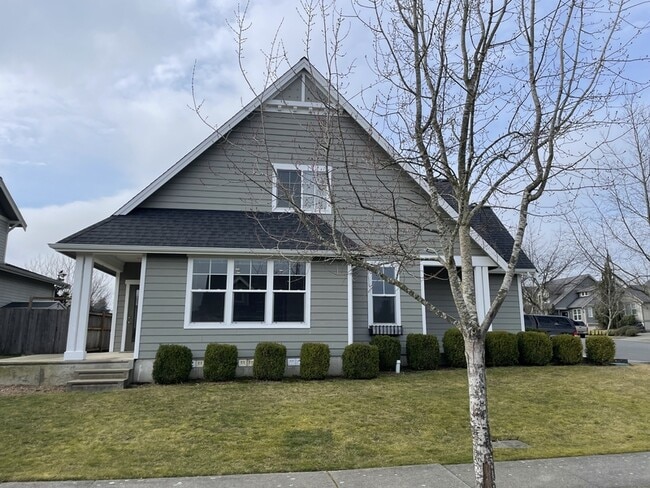 Building Photo - 1468 Foxtail St