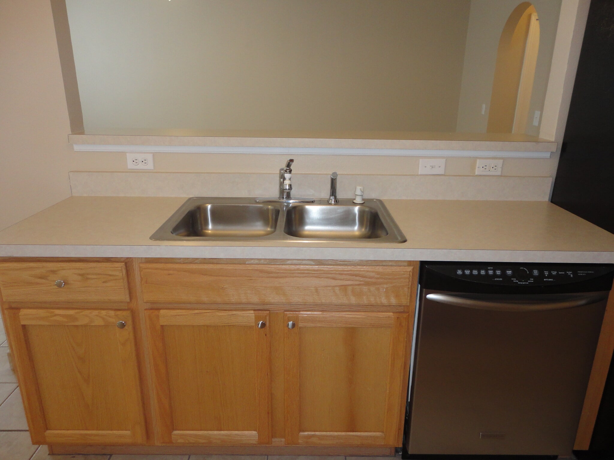 Building Photo - 1019 Brenton Leaf Dr