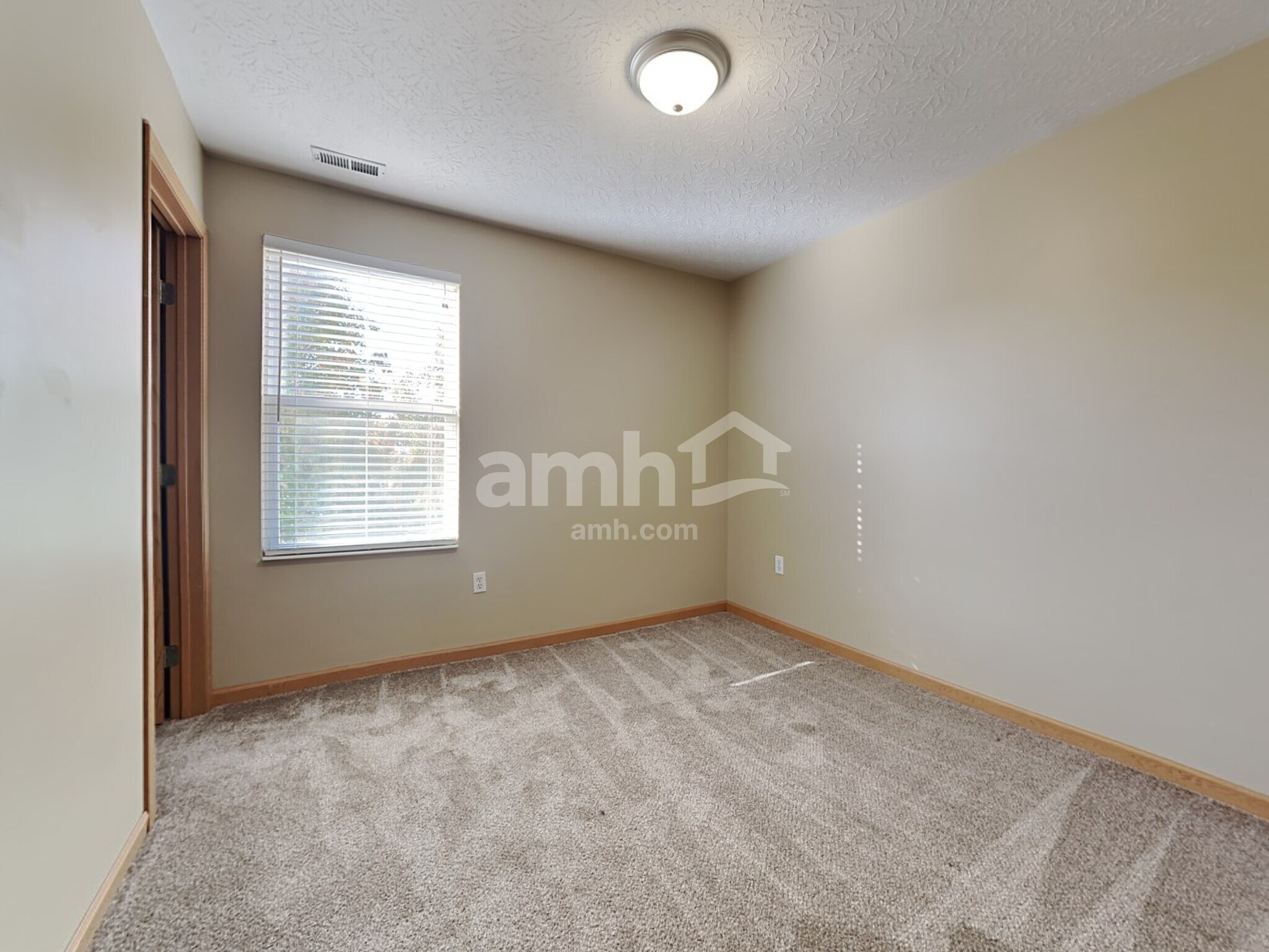 Building Photo - 2565 Allegro Ln