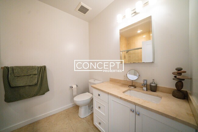 Building Photo - 9 Miner St