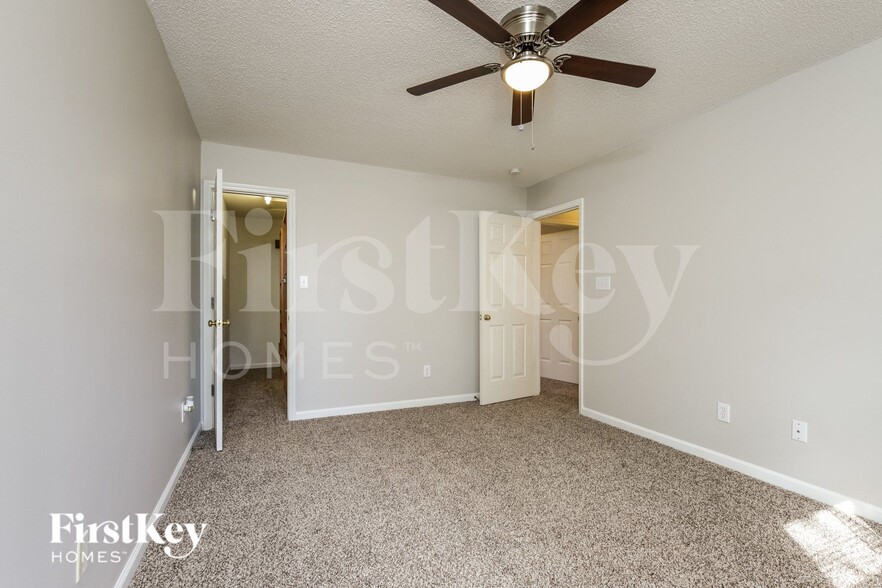 Building Photo - 2071 Saponi Village Ct