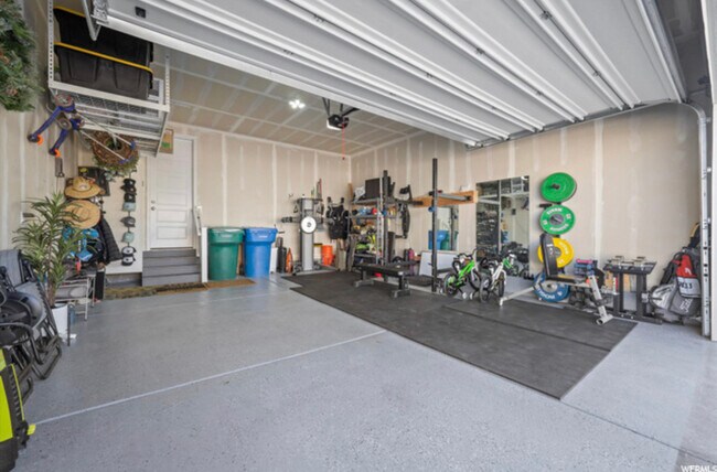 Building Photo - 2418 N 3370 W