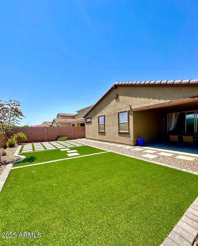 Building Photo - 11665 W Levi Dr