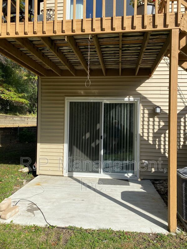 Building Photo - 15280 Lesley Ln