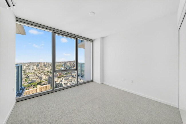 Building Photo - 1500 Rycroft St