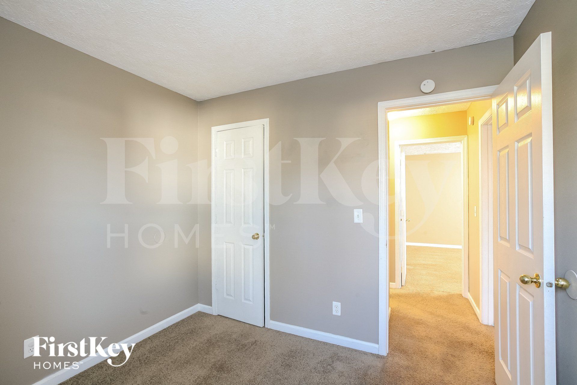 Building Photo - 4 Ashwood Cir