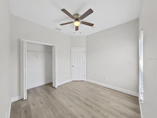 Building Photo - 11908 Fern Blossom Dr