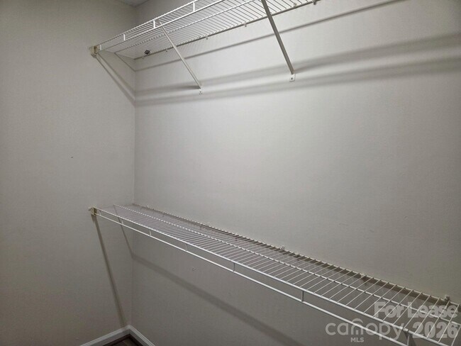 Building Photo - 437 Cedarcroft Dr