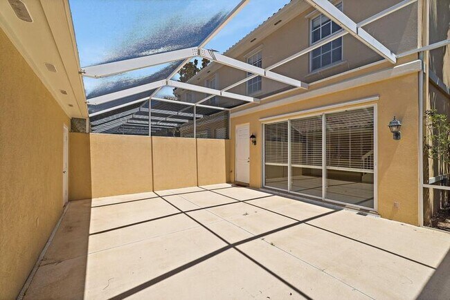 Building Photo - 4526 Illicium Dr