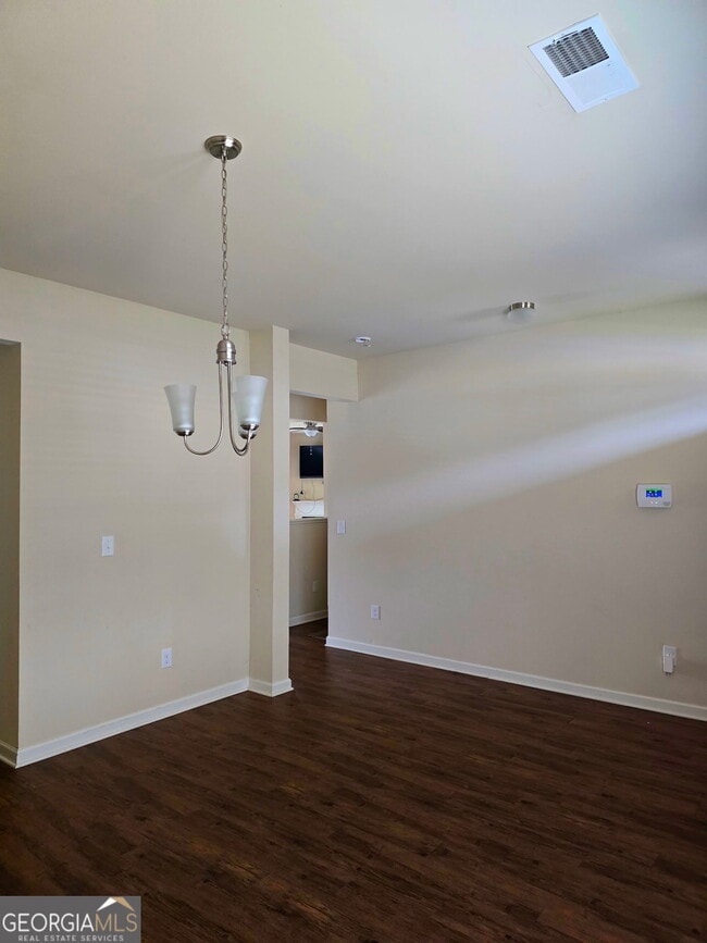 Building Photo - 245 Silver Willow Walk