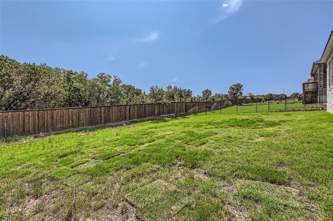 Building Photo - 704 Palamos Dr