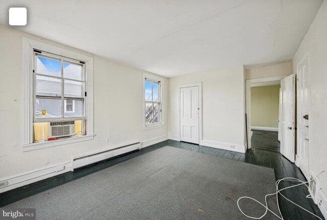 Building Photo - 30 W Chester Pike