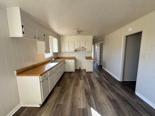 Building Photo - 3/1 in Shelby, NC