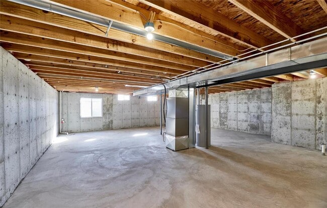 Building Photo - 403 Andrew Joseph Dr