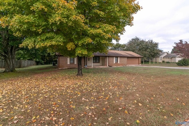 Primary Photo - 313 Red Oak Rd