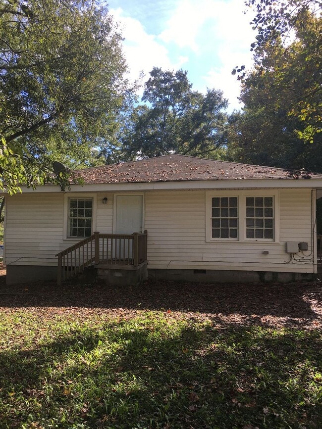 Building Photo - 30/32 Gardner Dr