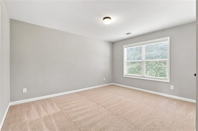 Building Photo - 5335 Redfield Way