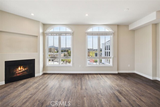 Building Photo - 619 Caruso Ave