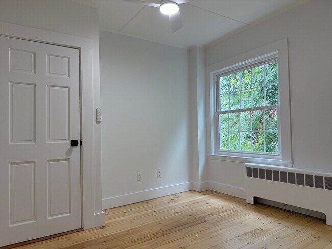 Building Photo - 23 Ingalls Terrace