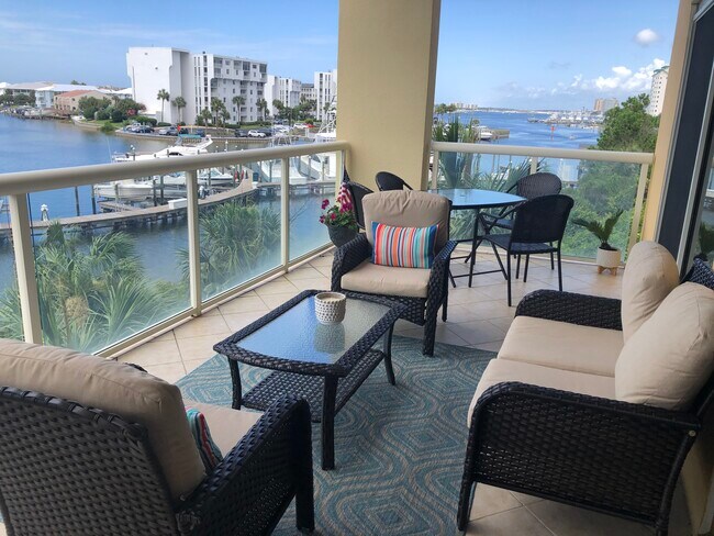 Building Photo - 770 Harbor Blvd