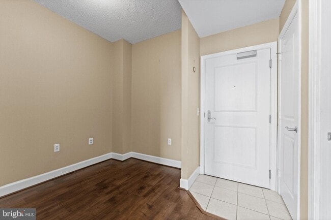 Building Photo - 3600 S Glebe Rd
