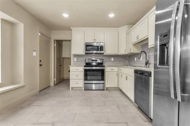 Building Photo - 556 Freestone Dr