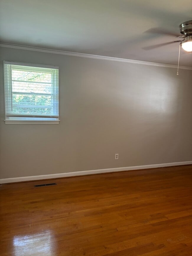 Building Photo - 810 Haynsworth St