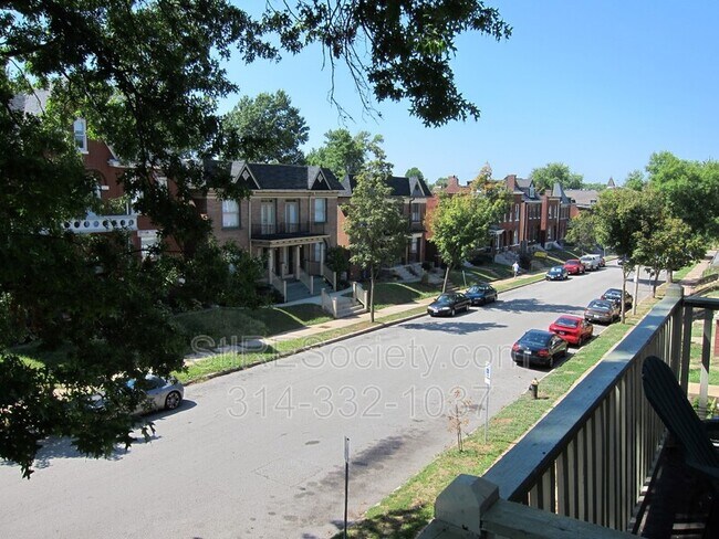 Building Photo - 3827 Shenandoah Ave