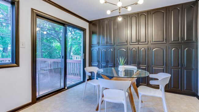 Kitchen - 15012 Olddale Rd