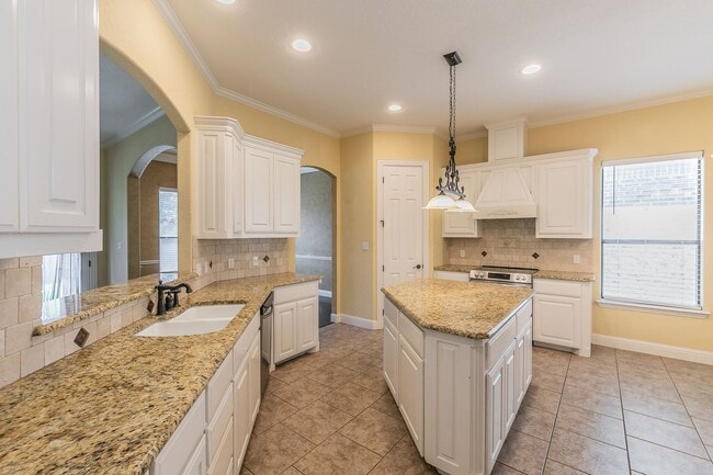 Building Photo - Coming Soon! 3 Bedroom Home in Aledo