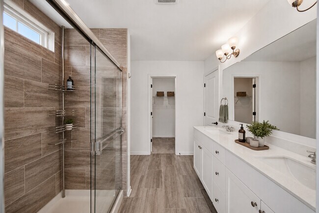 Building Photo - 4437 Chelsea Mnr Cir