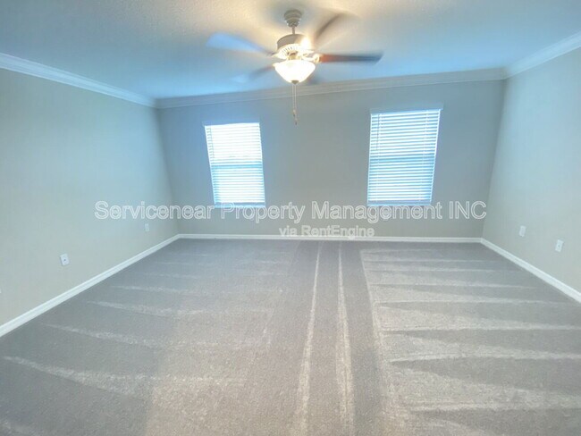 Building Photo - 11852 Dumaine Valley Rd