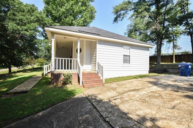 Building Photo - 109 Mountain Laurel Rd