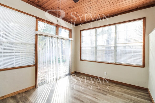 Building Photo - The ideal space to balance life, work, and play.