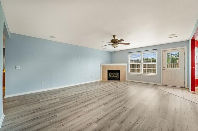 Building Photo - 3509 SW Carriageway Ave