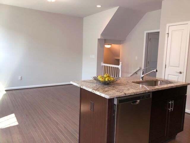Building Photo - 2780 Ashcombe Dr.
