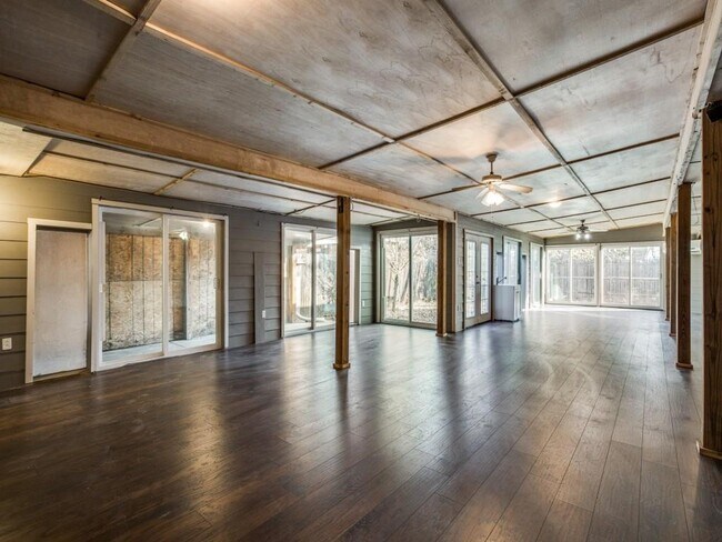 Building Photo - 2018 Euclid Ave