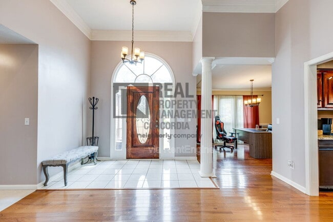 Building Photo - 3 Kyle Ct