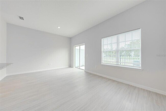Building Photo - 2128 Penny Ln