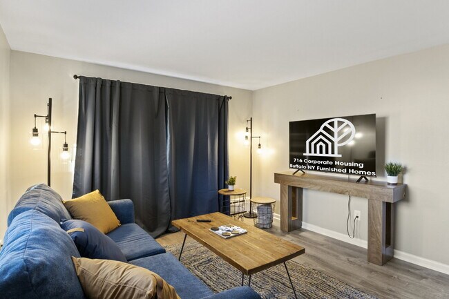 Building Photo - Furnished 2-Bedroom Apartment Minutes from Highmark Stadium