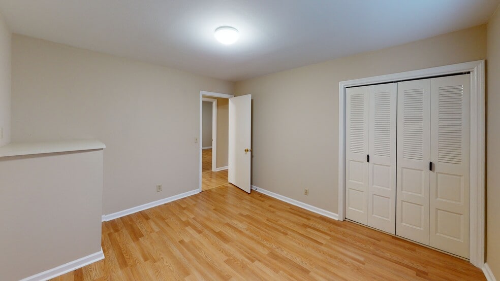 Building Photo - 3076 Speicher Cir