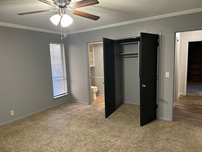 Building Photo - 10309 Harvest Moon Ave