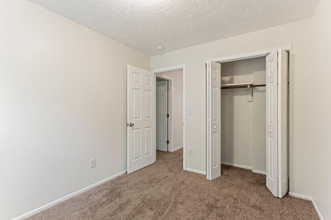 Building Photo - 6319 Harris Heights Ave